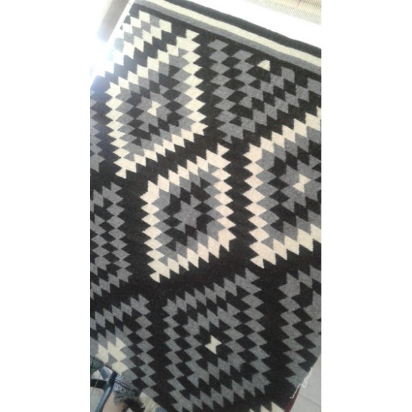 Covor motive geometrice