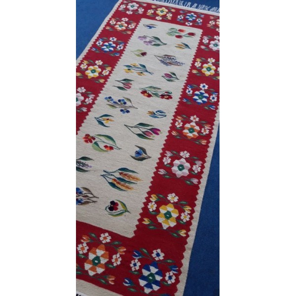 Covor alb/rosu 090180